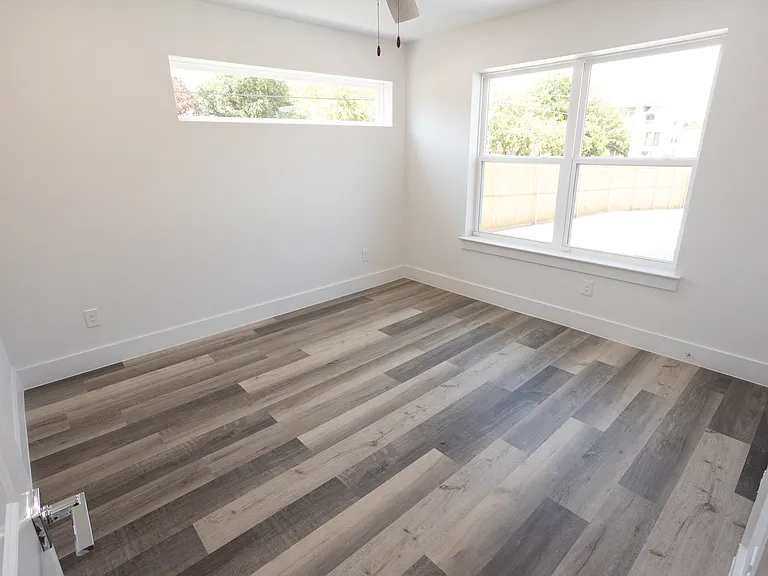 3146 Wayside Ave — Photo 9