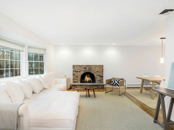 13 Petticoat Ln