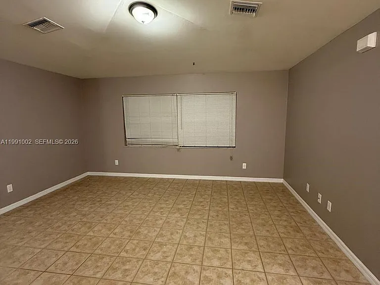 4412 26th St SW #0 — Photo 6