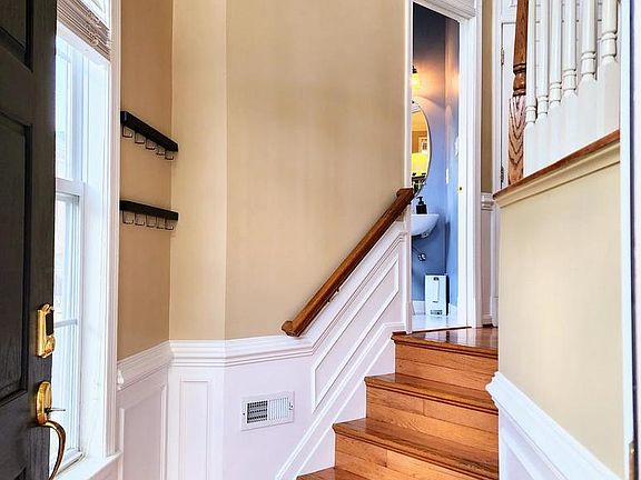 3rd image of 13375 Sir Ramsay Way