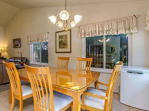 4th image of 9136 La Maison Cir