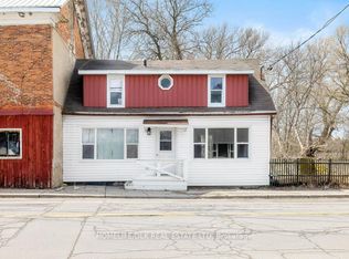 18 Main St W, Elizabethtown Kitley, ON K0E1M0