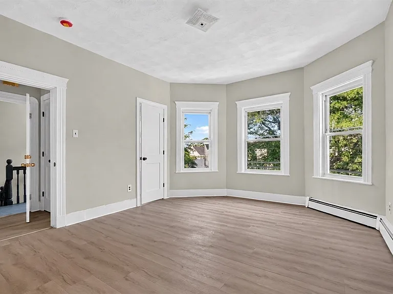 18 Otis St #3 — Photo 17