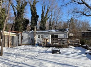 165 Jersey Avenue, Greenwood Lake, NY 10925