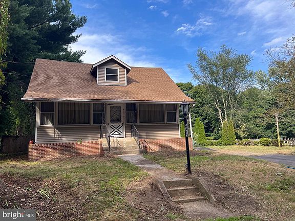 4th image of 413 Deptford Rd