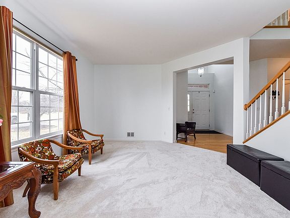 5th image of 800 Boyce Rd