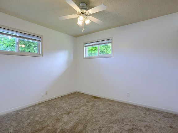 5th image of 27056 Belanger St