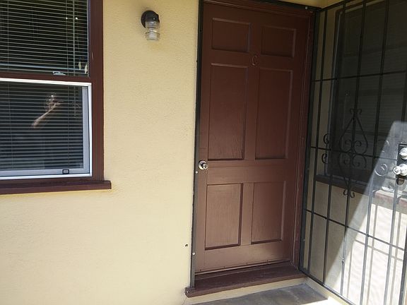 5th image of 1918 Lincoln Ave APT C