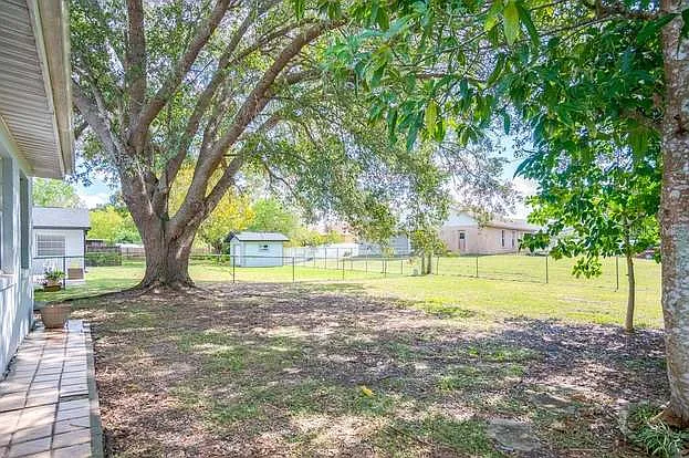 236 La Paz Dr — Photo 68