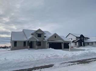 2421 Riddle Ct, De Pere, WI 54115