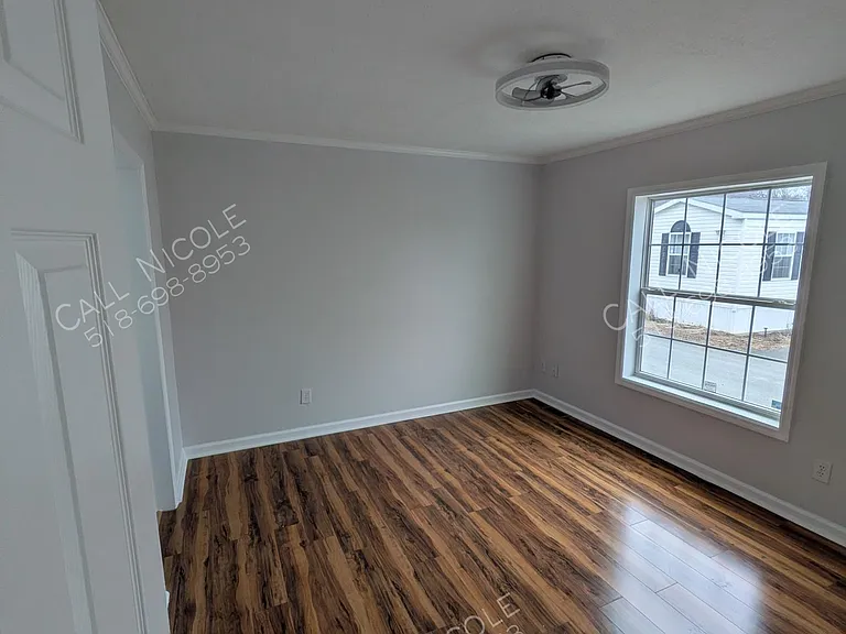 1942 Central Ave #15 — Photo 15