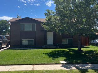 641 W 1635 N, Clinton, UT 84015