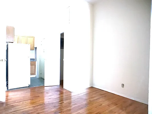 Rented by Sovereign Associates | media 8