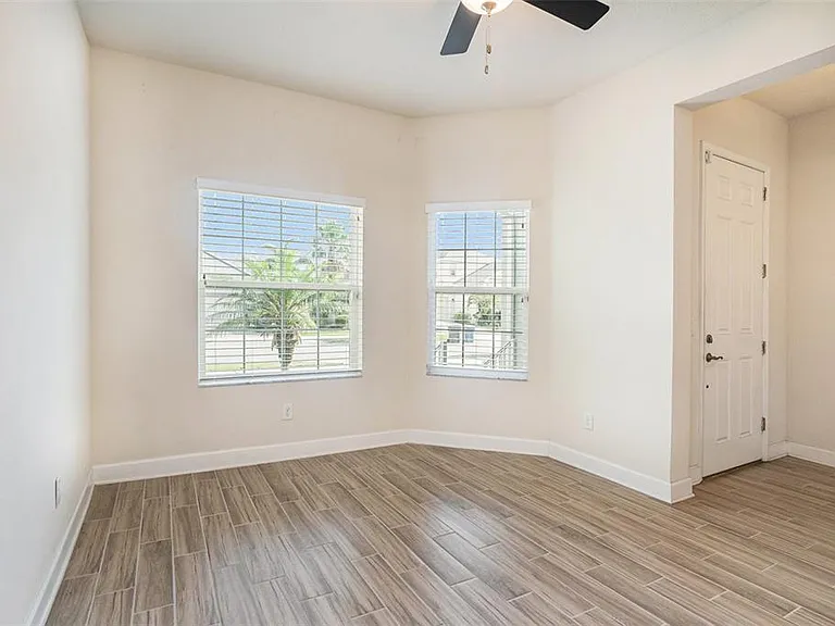 212 Shell Creek Ct — Photo 19