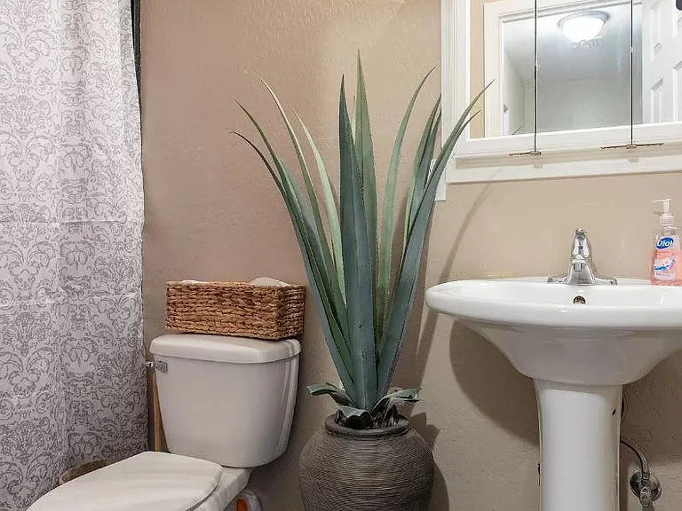 Bathroom 2