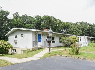 75 Wayside Rd, Worcester, MA 01605