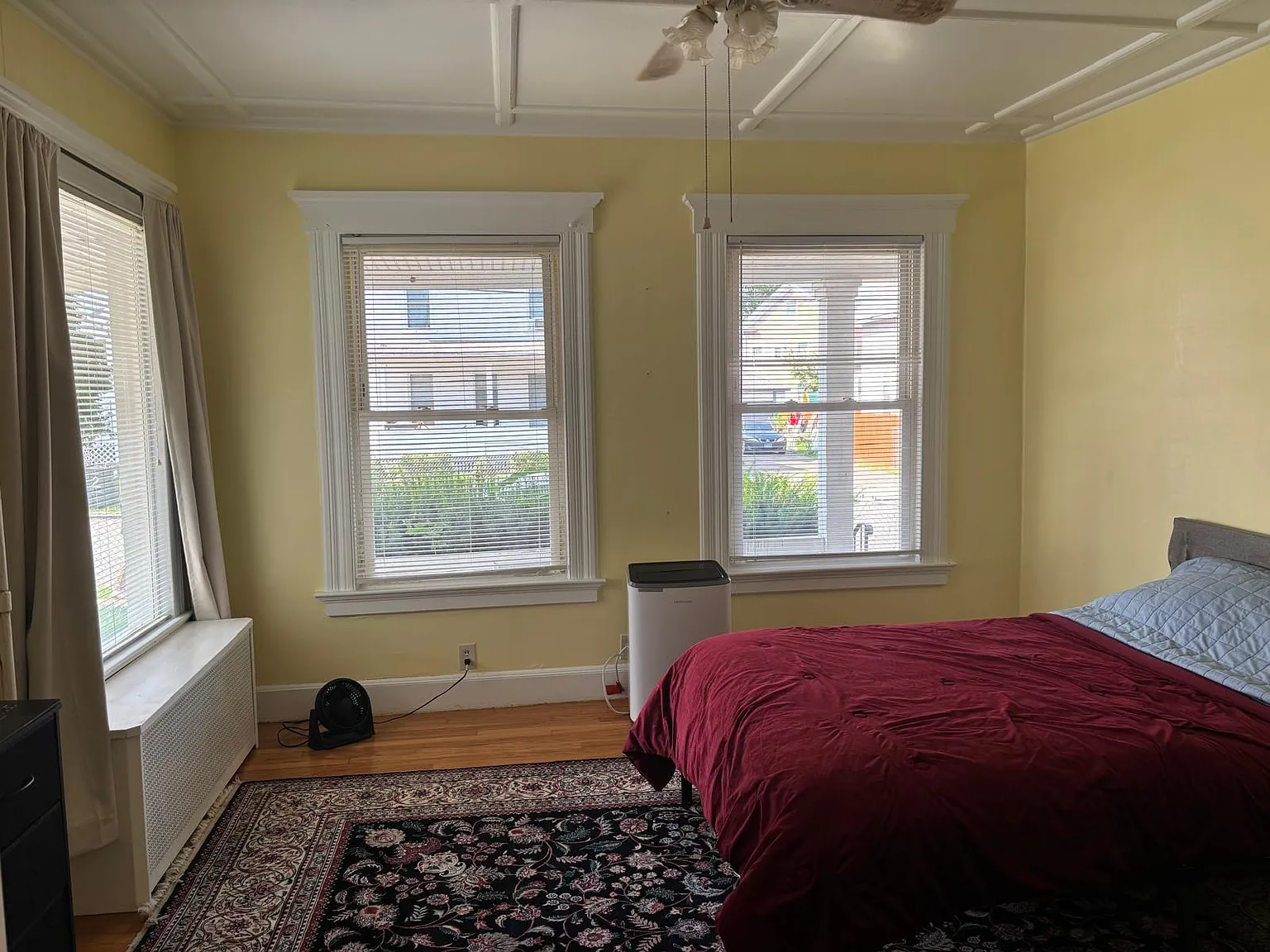 3 bed, 1600 sqft, $1,000 — Photo 4