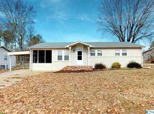 1304 7th Ave, Athens, AL 35611