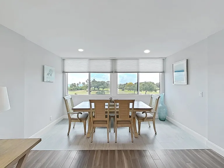 2620 Cove Cay Dr #403 — Photo 23