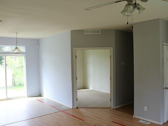 3rd image of 40324 Ohop Clear Lake Rd E