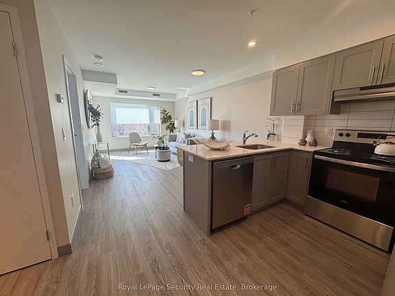 5th image of 1015 Innisfil Beach Rd #511