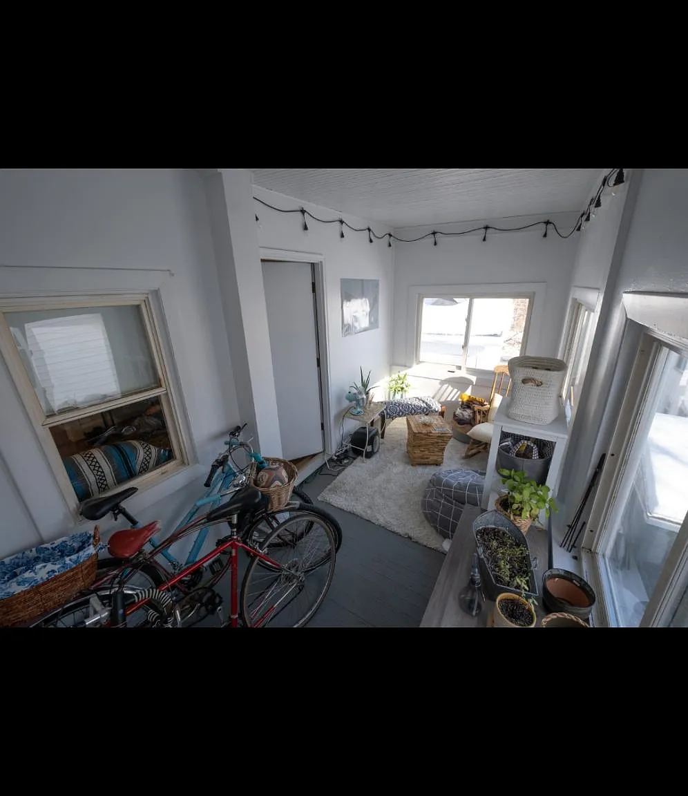 76 Friend St — Photo 4