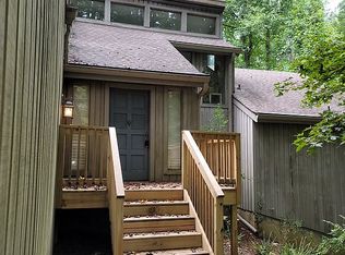 11100 Willow Bend Dr, Roswell, GA 30075