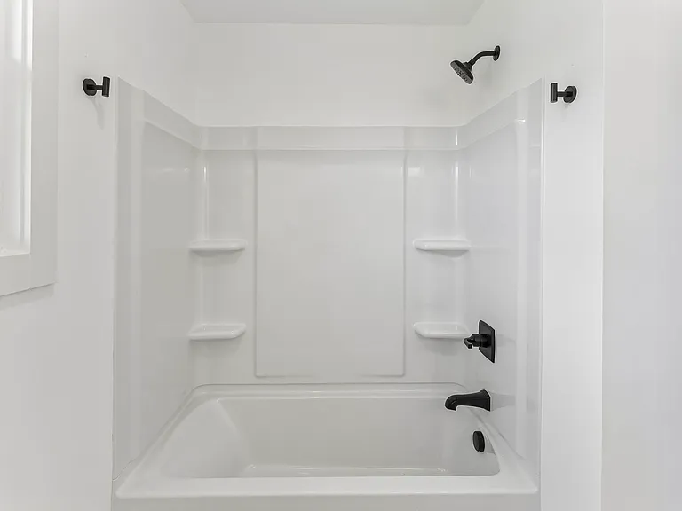 4006 Westwood Dr — Photo 2