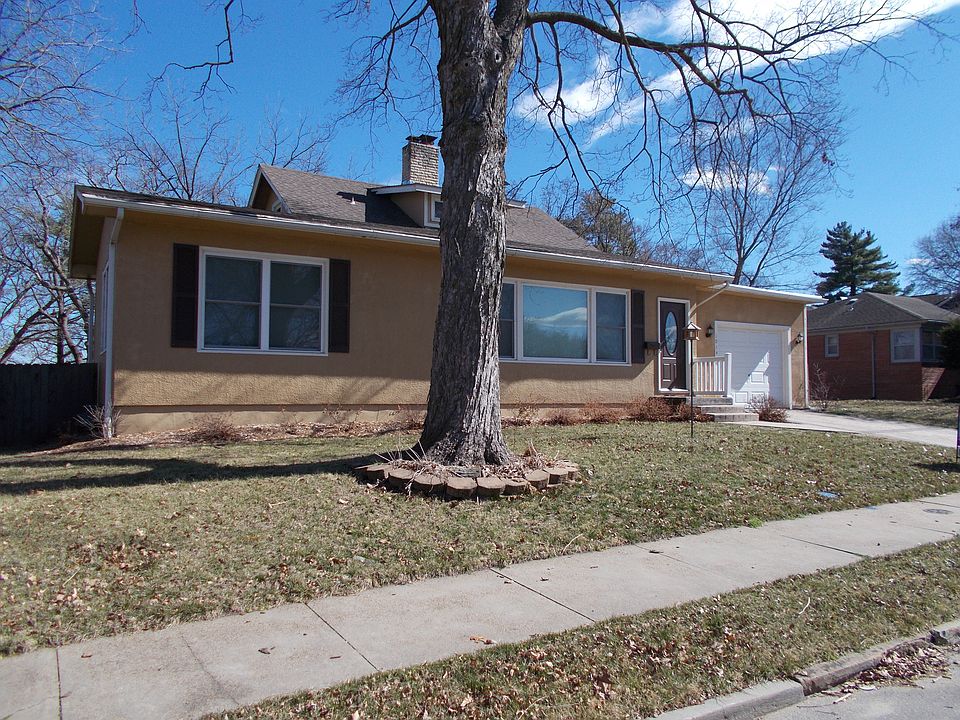 2nd image of 1014 S 4th St