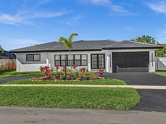 4th image of 1516 N 47th Ave