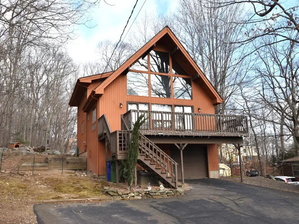 18 Clark Hill Road, East Hampton, CT 06424