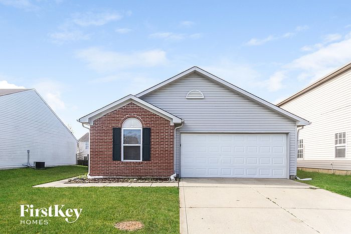 1st image of 3912 Roundwood Dr