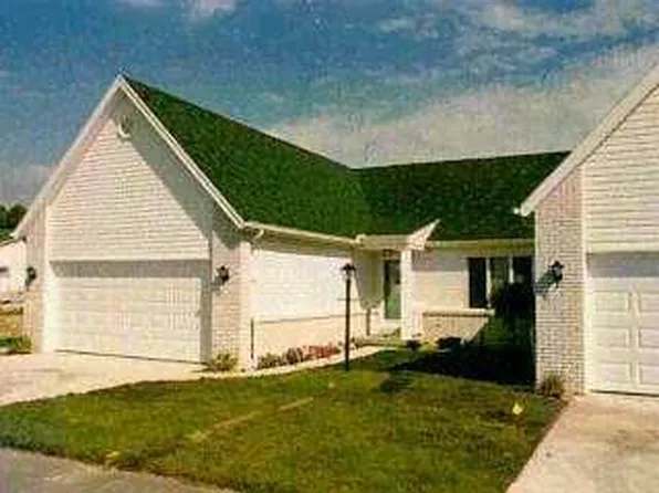 849 Lallendorf Rd #A, Oregon, OH 43616