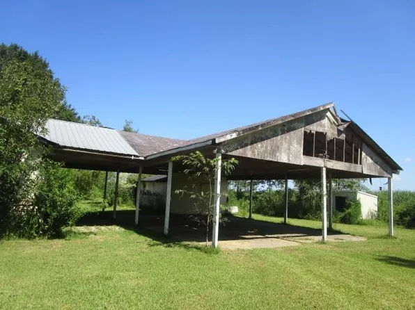 58490 Hymel St, White Castle, LA 70788