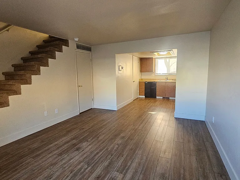 3623 Gypsum Rd — Photo 2