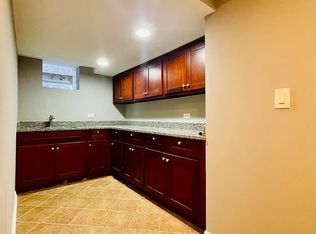 1228 Oak Ave #1, Evanston, IL 60202