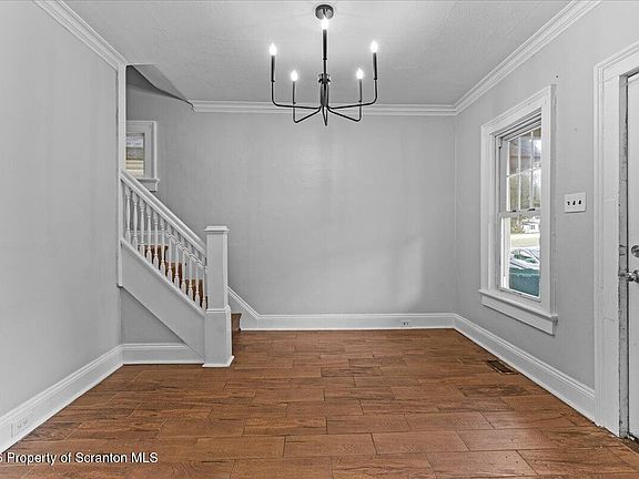 3rd image of 1804 Roselynn St