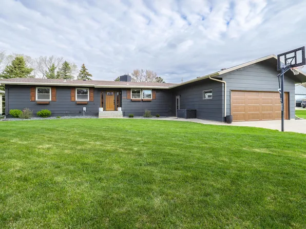 123 Brooktree Cir, Harwood, ND 58042