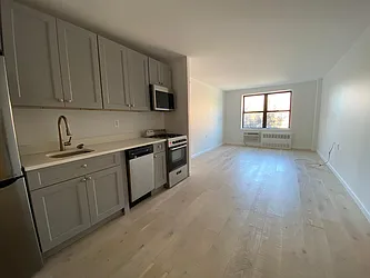 Rented by Lang Realty LLC