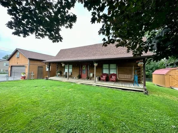 200 & O Dam Rd #C, Daniels, WV 25832