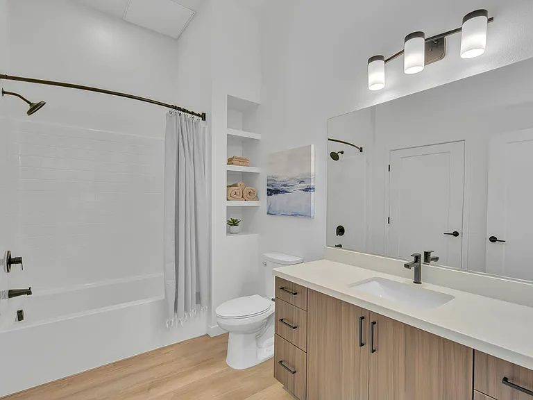 Deluxe ensuites with extra organization