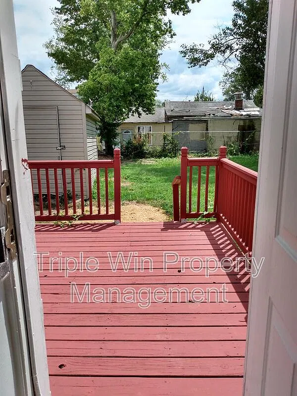 2 bed, 2.0 bath, 1264 sqft, $1,450 — Photo 4