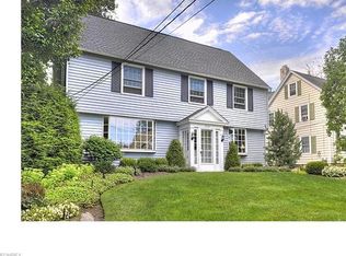 21165 Aberdeen Rd, Rocky River, OH 44116