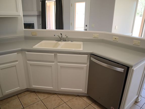 4th image of 5717 E Calle De La Fresa