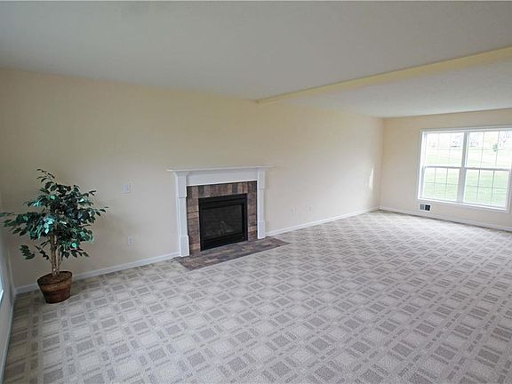 2nd image of 230 Blue Mountain Dr