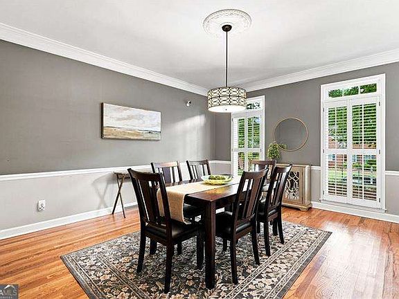 4th image of 5000 Fairhaven Way NE