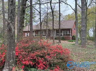 4025 Wyeth Rock Rd, Guntersville, AL 35976