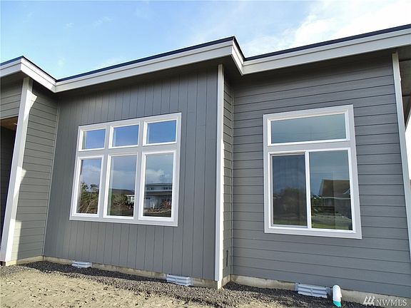 4th image of 1218 E Ocean Shores Blvd SW