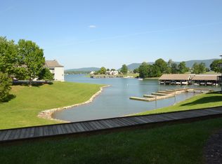 75 Dockside Cir UNIT 304, Moneta, VA 24121