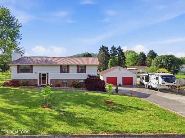 2022 Independence Dr, Maryville, TN 37803